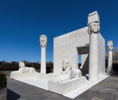 Lauren Halsey, the eastside of south central los angeles hieroglyph prototype architecture (I) (Roof Garden Commission), 2022, installation view, Metropolitan Museum of Art, New York.