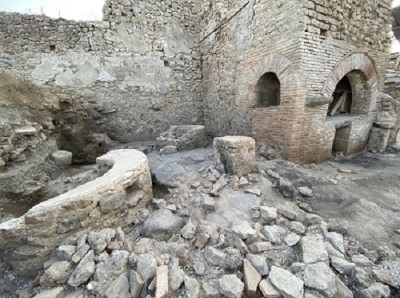 Prison bakery identified at Pompeii Archaeological Park, Italy.