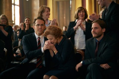 Front, from left, Ryan Reynolds, Helen Mirren, and Daniel Bruhl in Woman in Gold (2015)